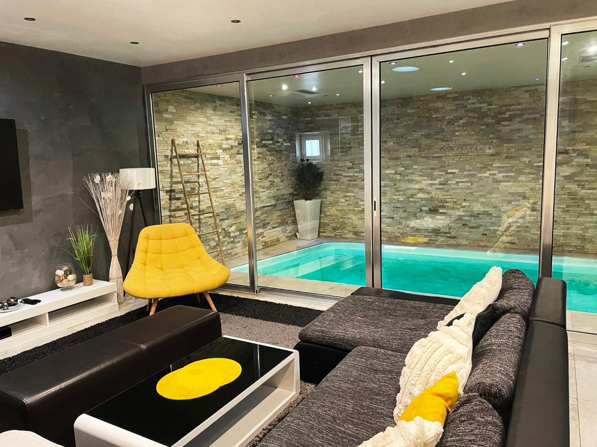 Appartement Standing Piscine Interieur Privatisee . Mutzig Exterior foto